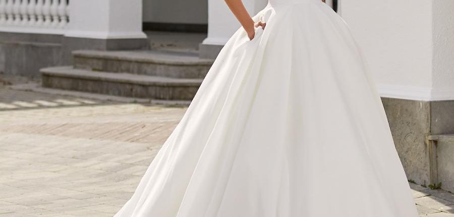 Liebreiz2-Pronovias-farrah-b